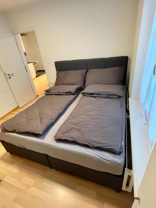 Gemuetliche Wohnung An Bester Lage Im Kreis 4 Zurych Zewnętrze zdjęcie